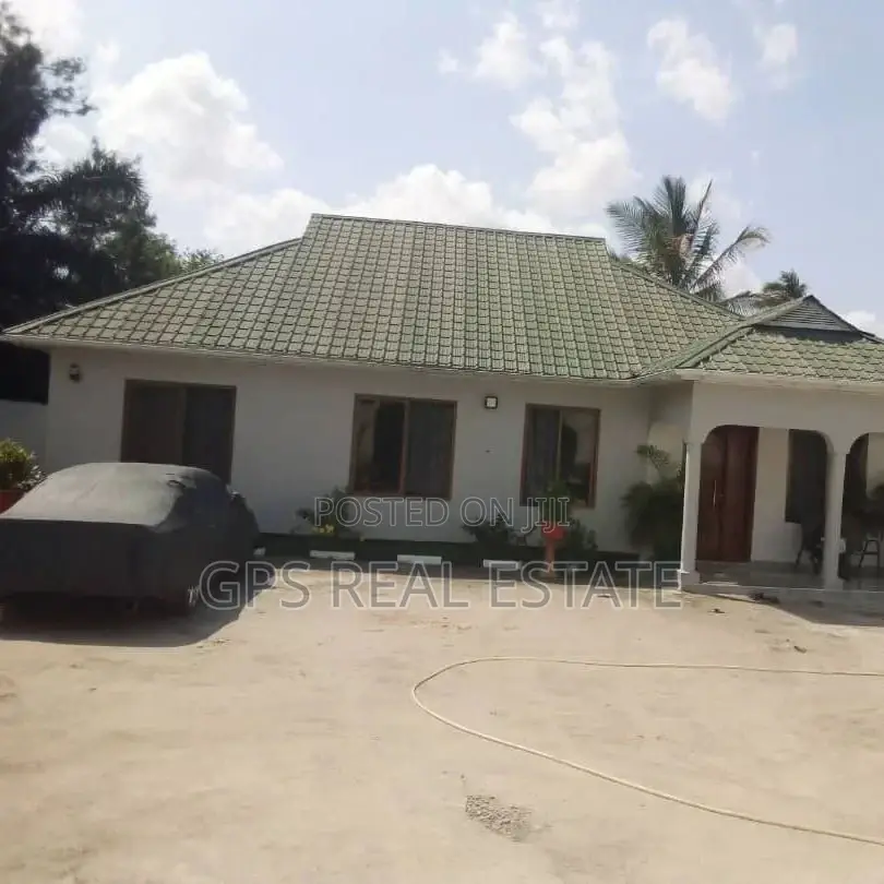 3bdrm House in Kimara Baruti, Kinondoni for sale in Kinondoni