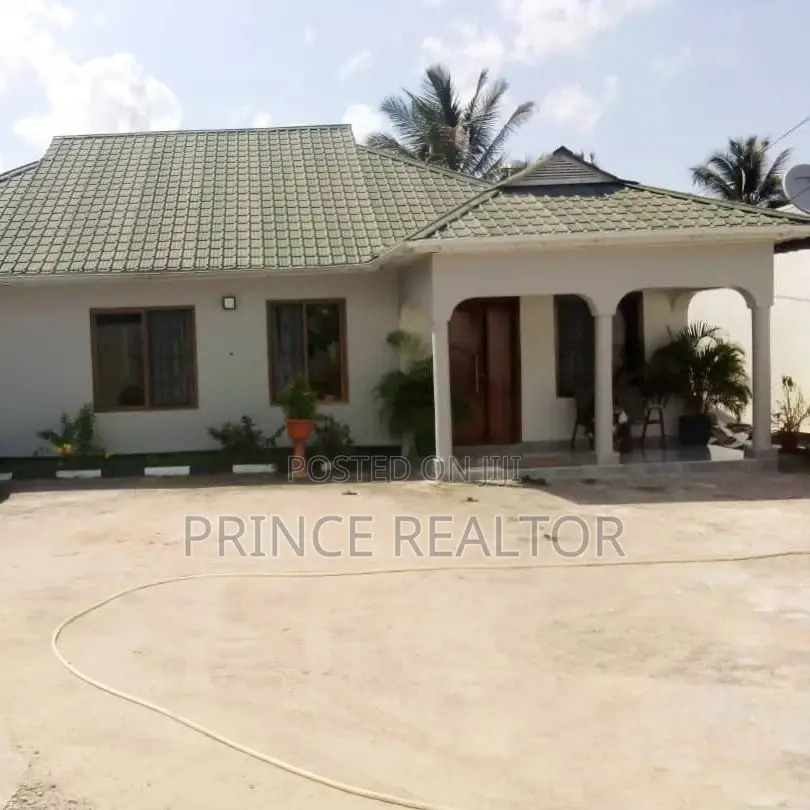 3bdrm House in Kimara Baruti, Kinondoni for sale in Kinondoni
