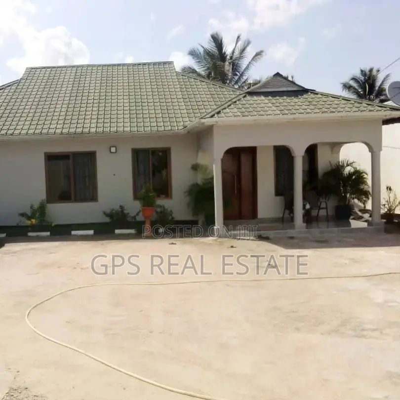 3bdrm House in Kimara Baruti, Kinondoni for sale in Kinondoni