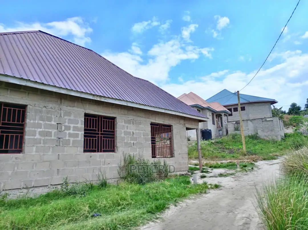 3bdrm House in Mbezi for sale in Mbezi