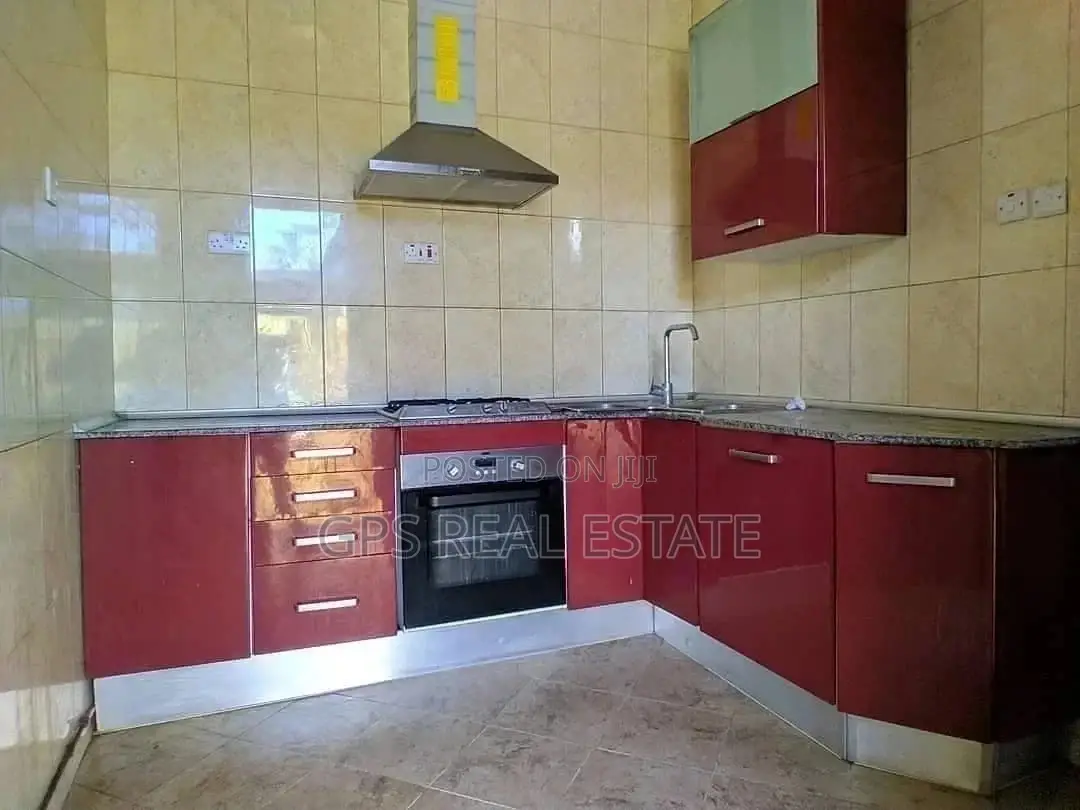 House For Sale Near Mikadi Beach in Temeke
