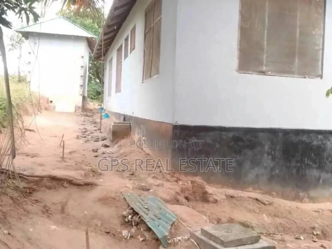 The House For Sale in Kinondoni