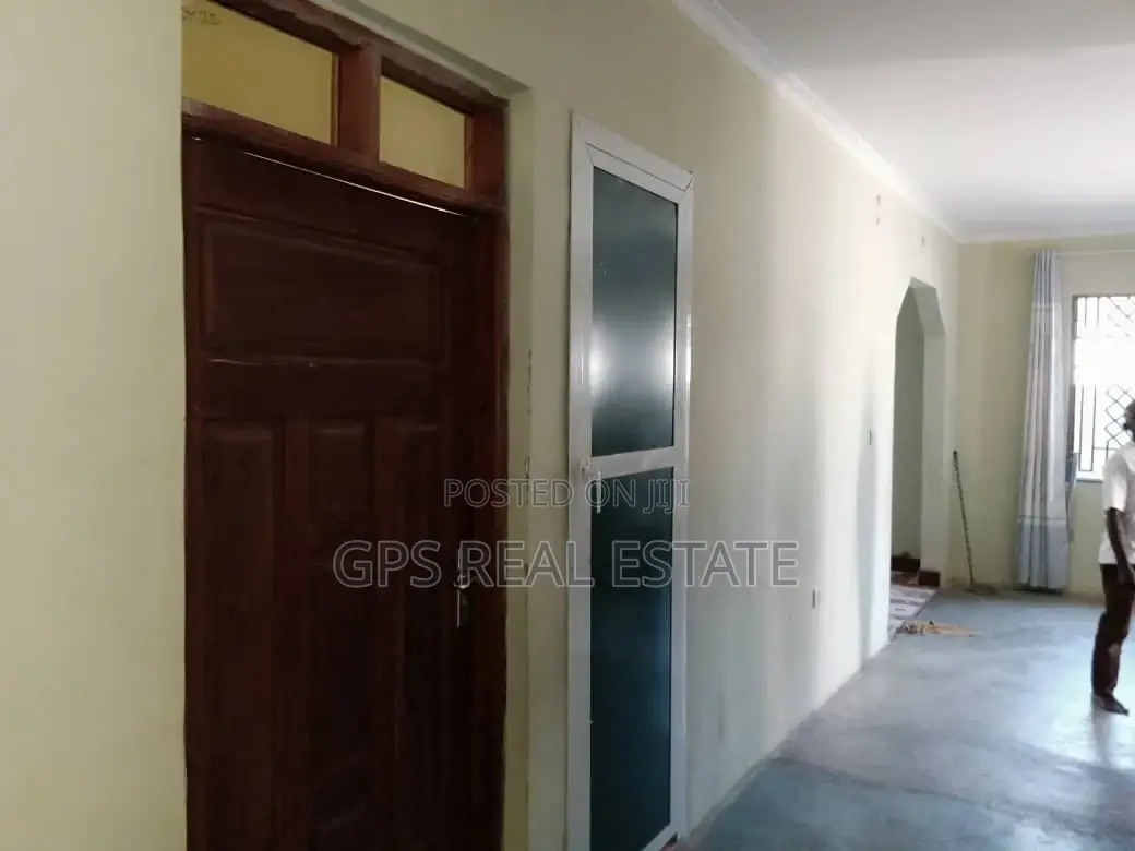 3bdrm House in Mbande Kiponza, Temeke for sale in Temeke