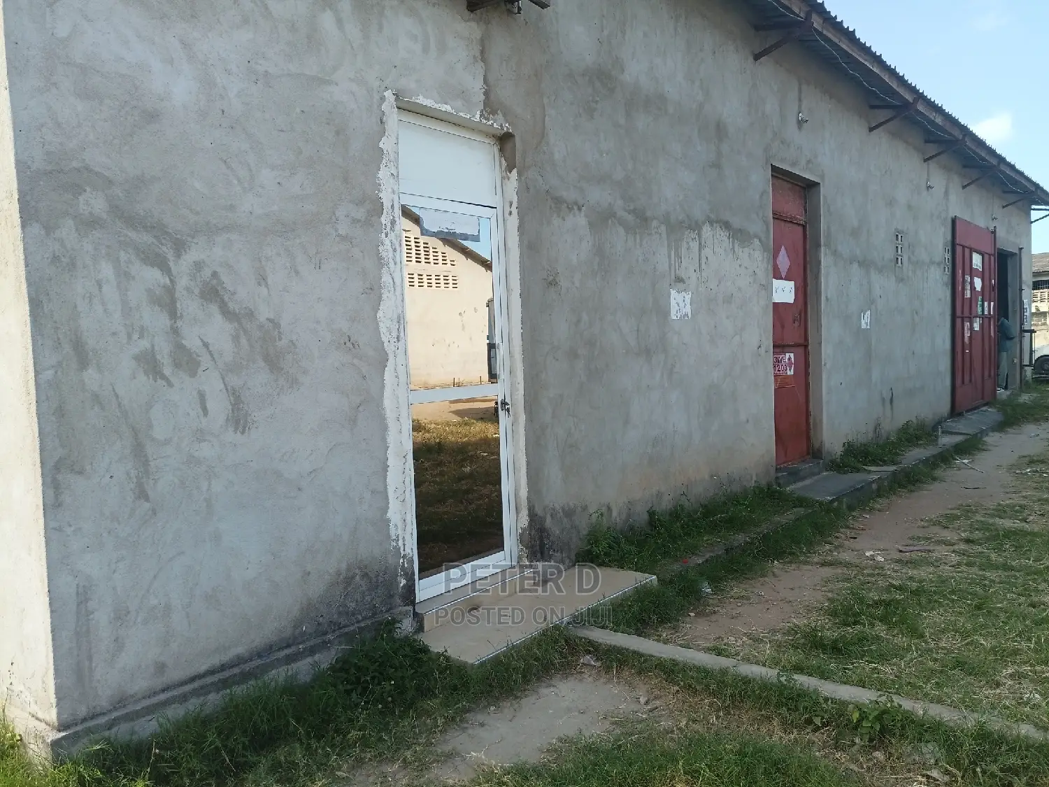 Godown Na Ofisi Yake in Mikocheni