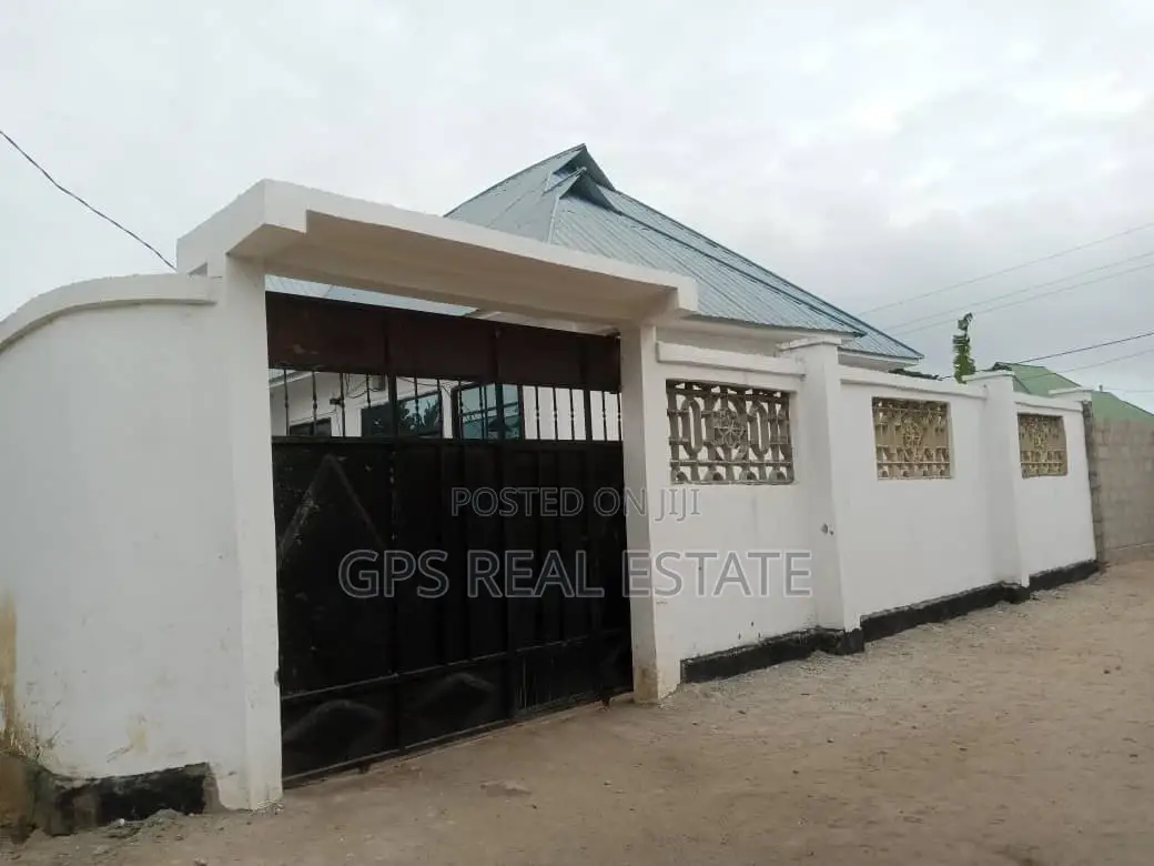3bdrm House in Mbande Chamazi for sale in Chamazi