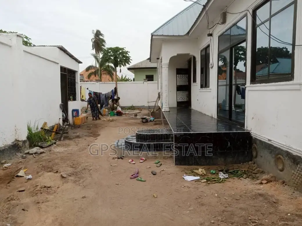 3bdrm House in Mbande Chamazi for sale in Chamazi