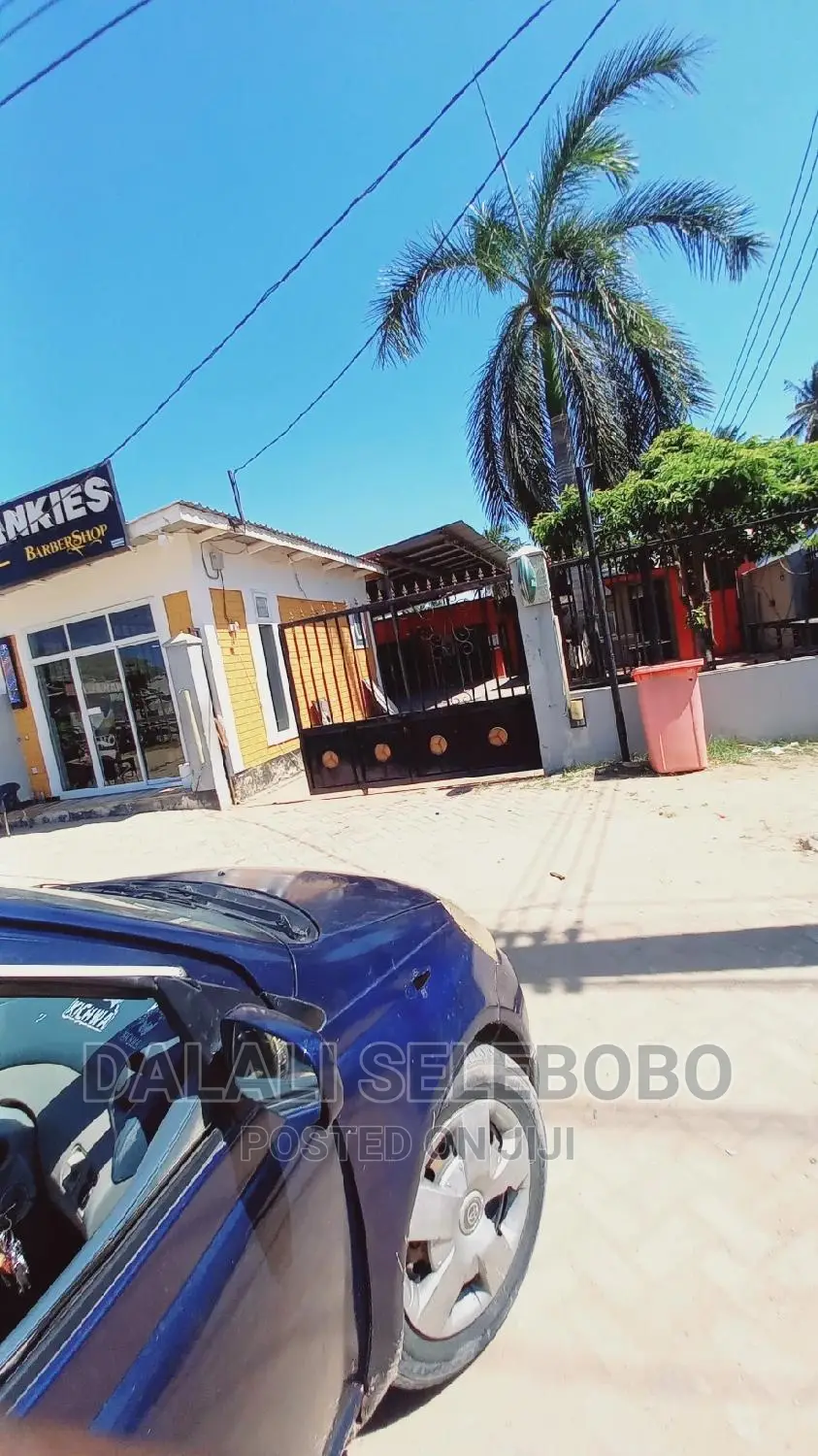 Bar Kubwa Vifaa Bure at Boko Rent 1.2milions in Kinondoni
