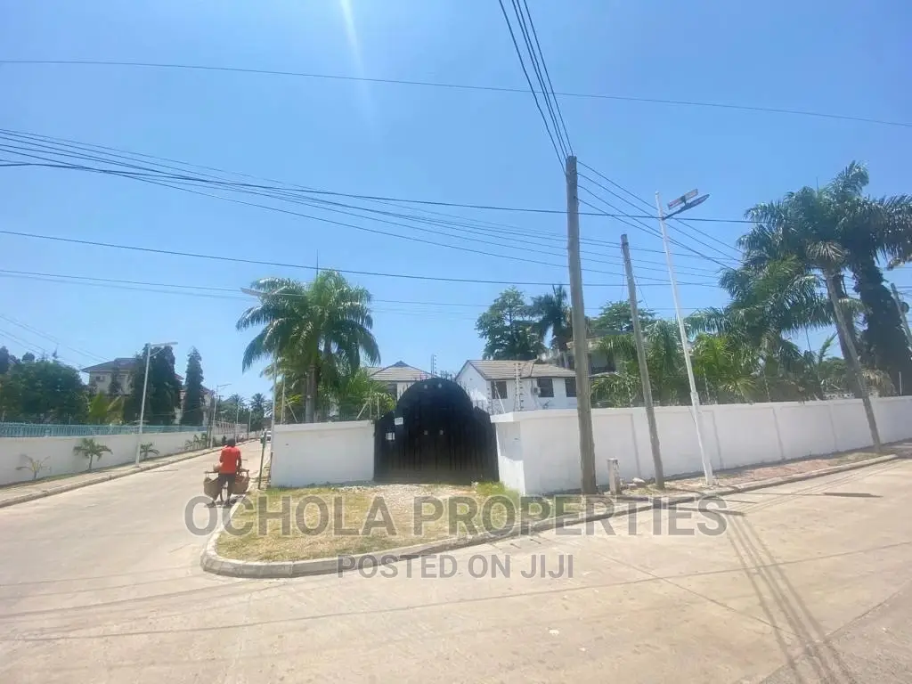 4bdrm House in Mikocheni for sale in Mikocheni