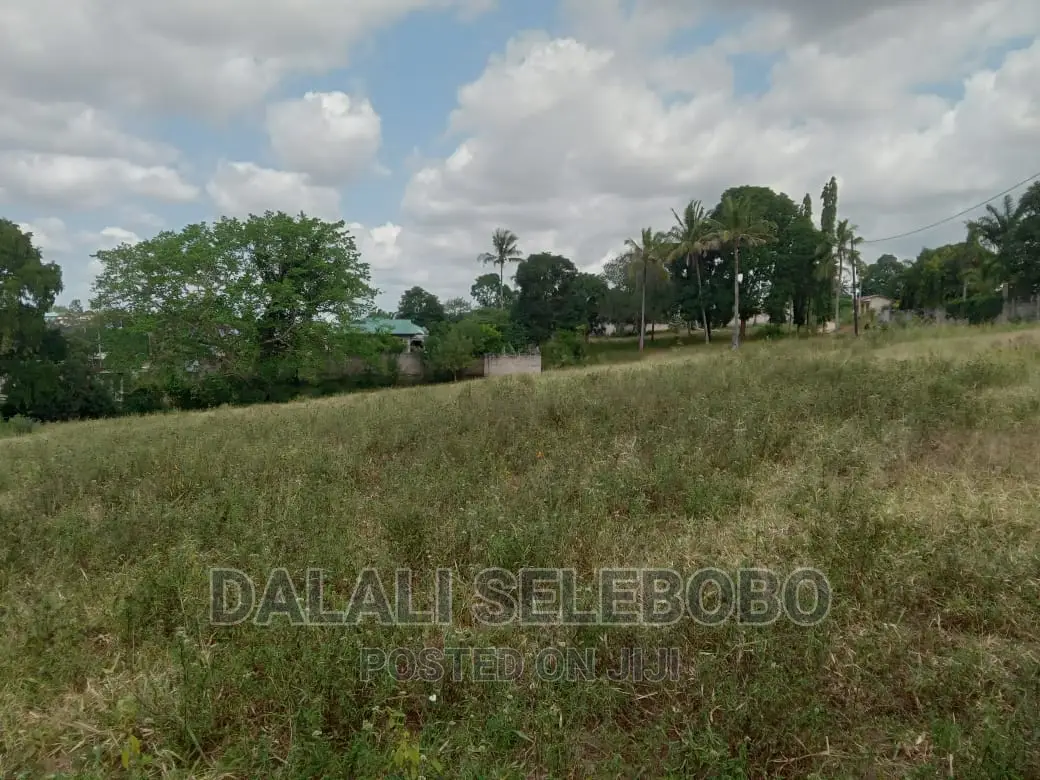 Plot at Kiluvya in Kiluvya