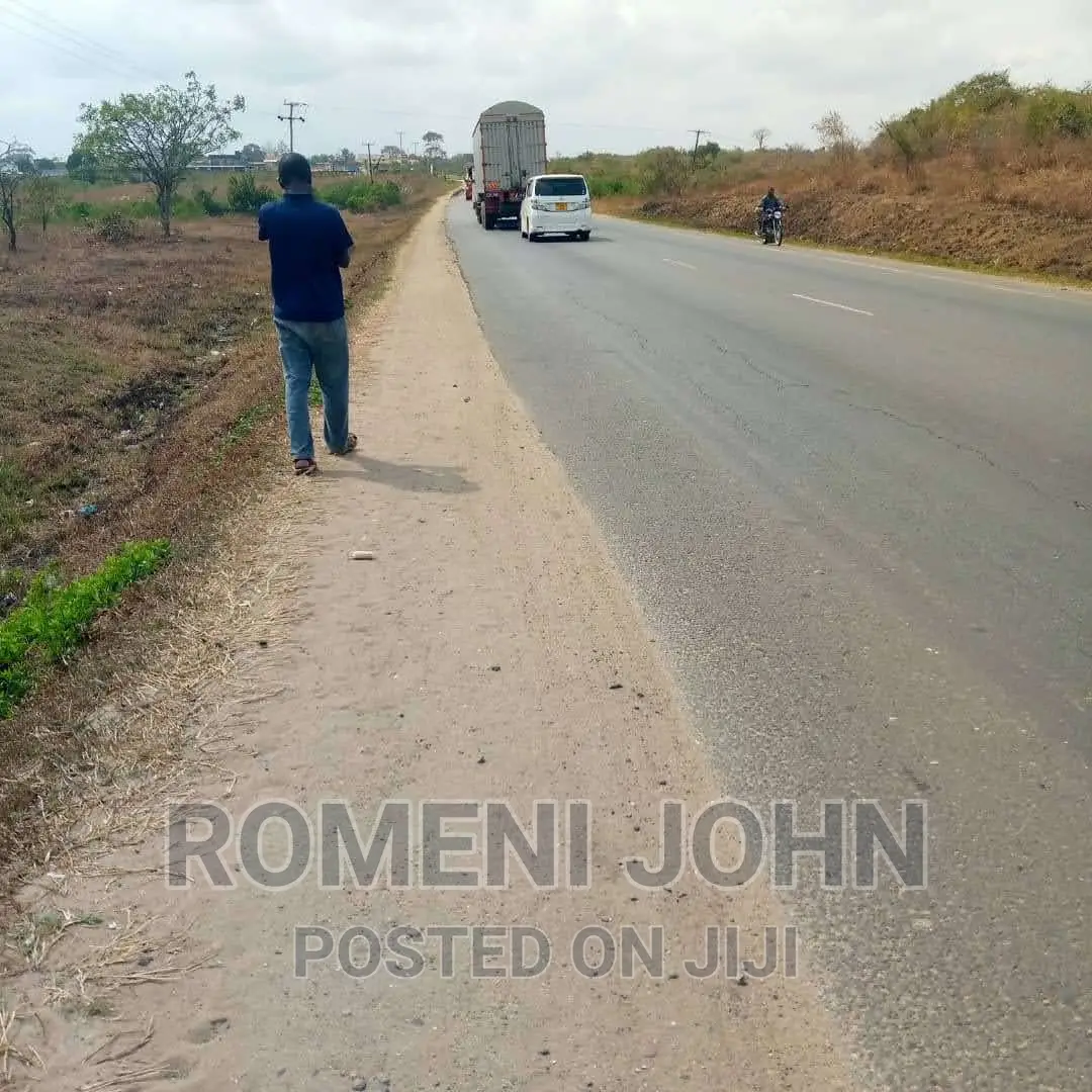 Heka 3 Linauzwa Ml 750 Mbagala Chamanzi. in Ukonga