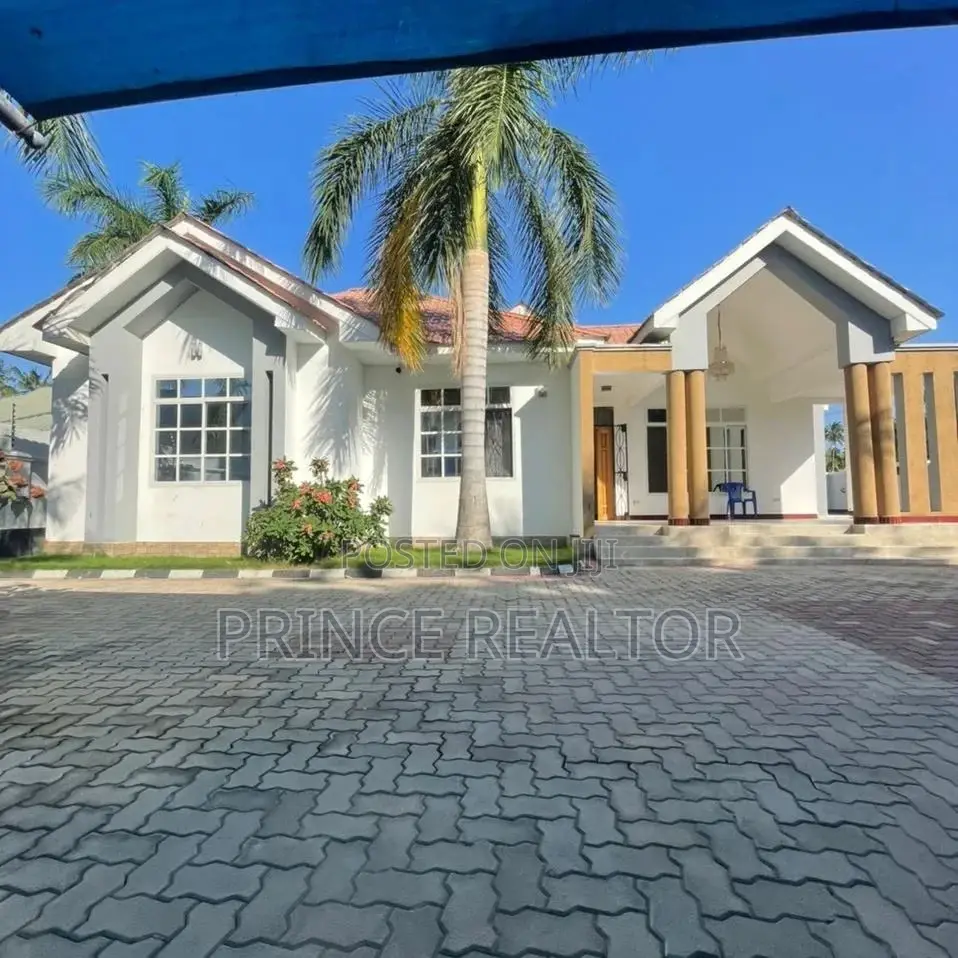 4bdrm House in Mbezi Beach, Kinondoni for sale in Kinondoni