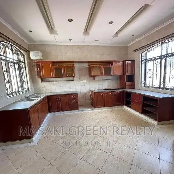 4bdrm House in Wazo Hill, Bunju for sale in Bunju