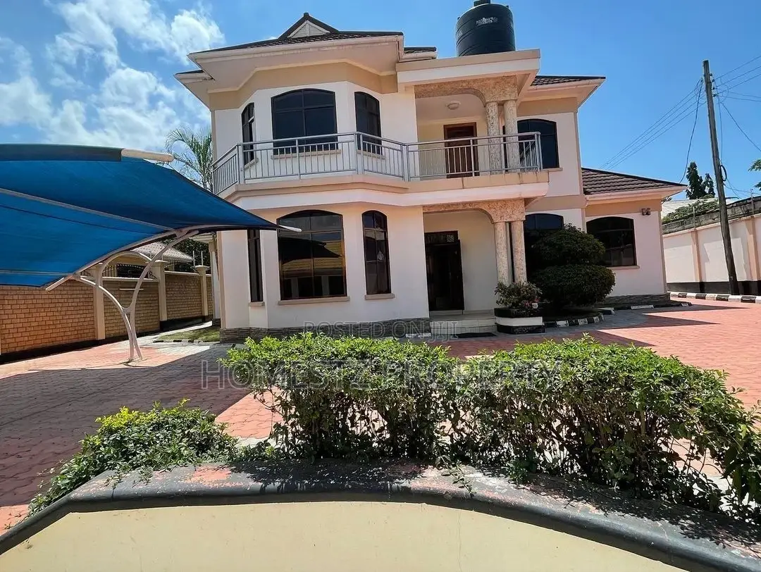 Furnished 4bdrm House in Tegeta Wazo Bwawani, Kinondoni for sale in Kinondoni