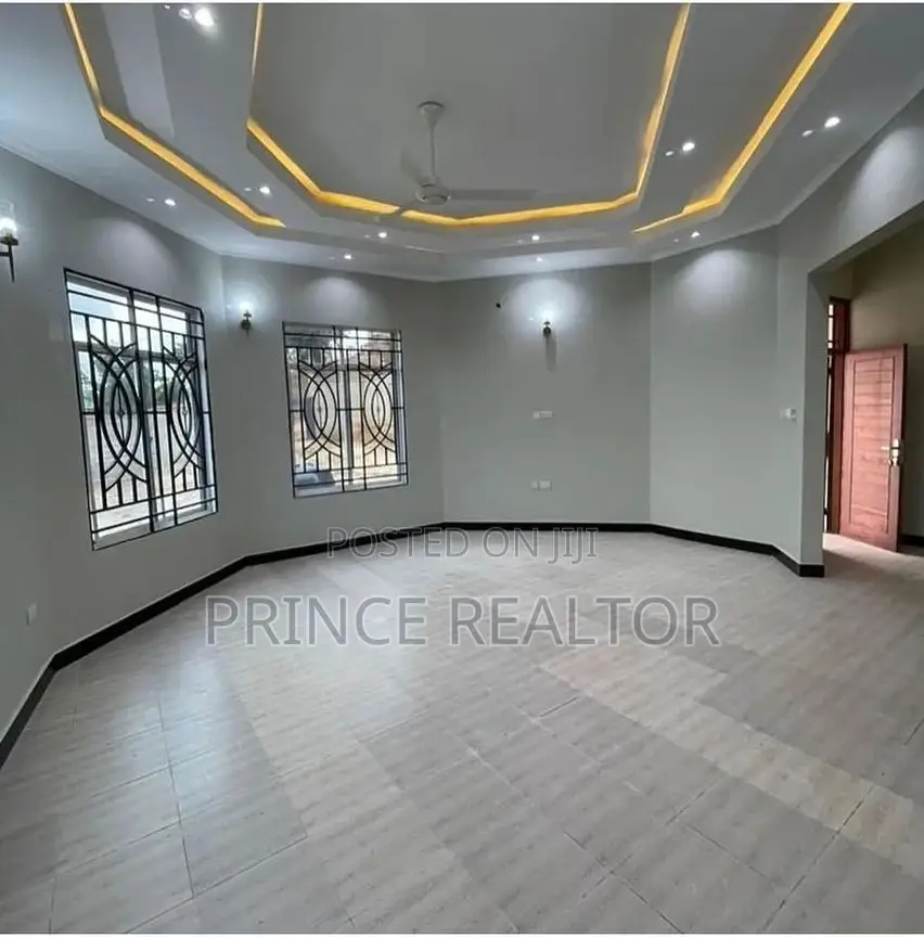 3bdrm House in Salasala, Kinondoni for sale in Kinondoni