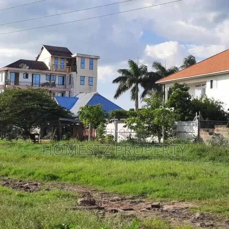 Furnished 10bdrm House in Tegeta Wazo, Kinondoni for sale in Kinondoni