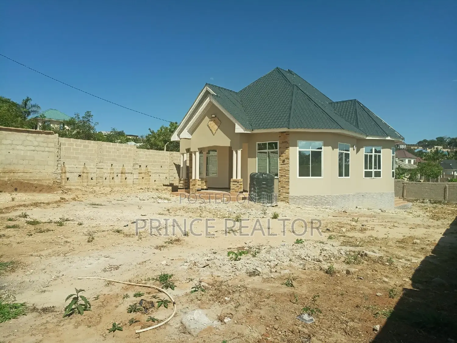 3bdrm House in Salasala, Kinondoni for sale in Kinondoni