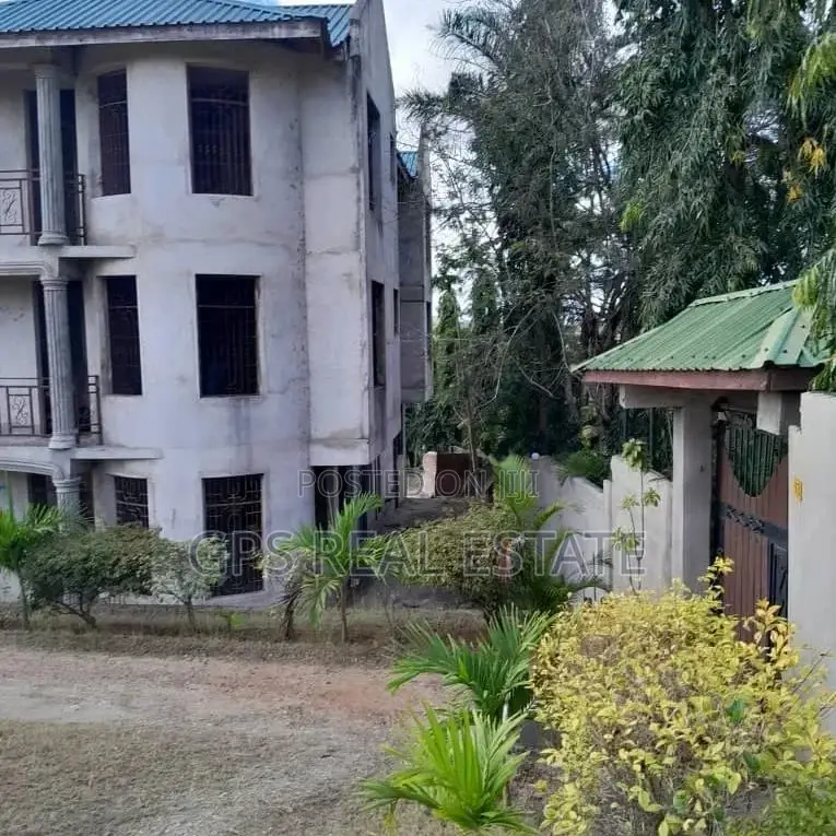 6bdrm House in Kiluvya Kibamba, Kinondoni for sale in Kinondoni