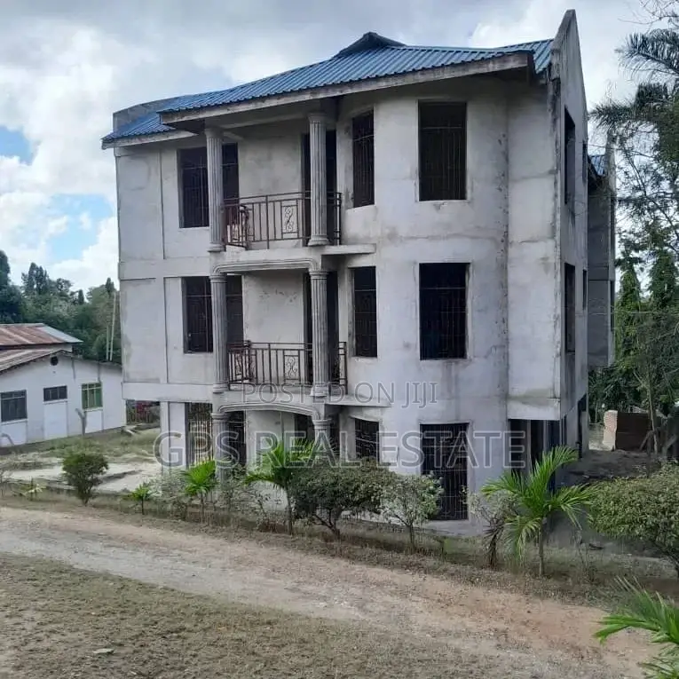 6bdrm House in Kiluvya Kibamba, Kinondoni for sale in Kinondoni