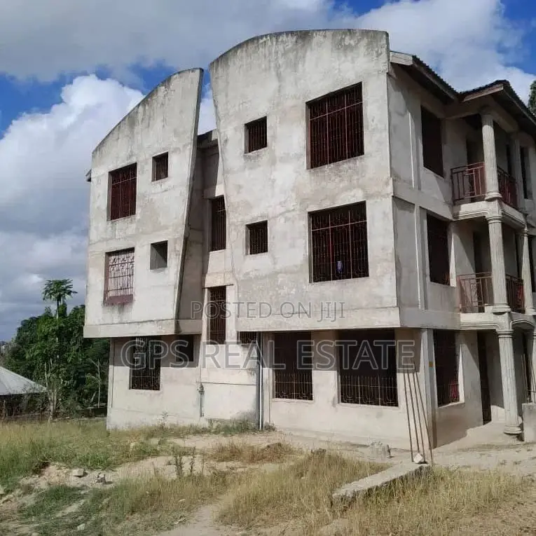 6bdrm House in Kiluvya Kibamba, Kinondoni for sale in Kinondoni