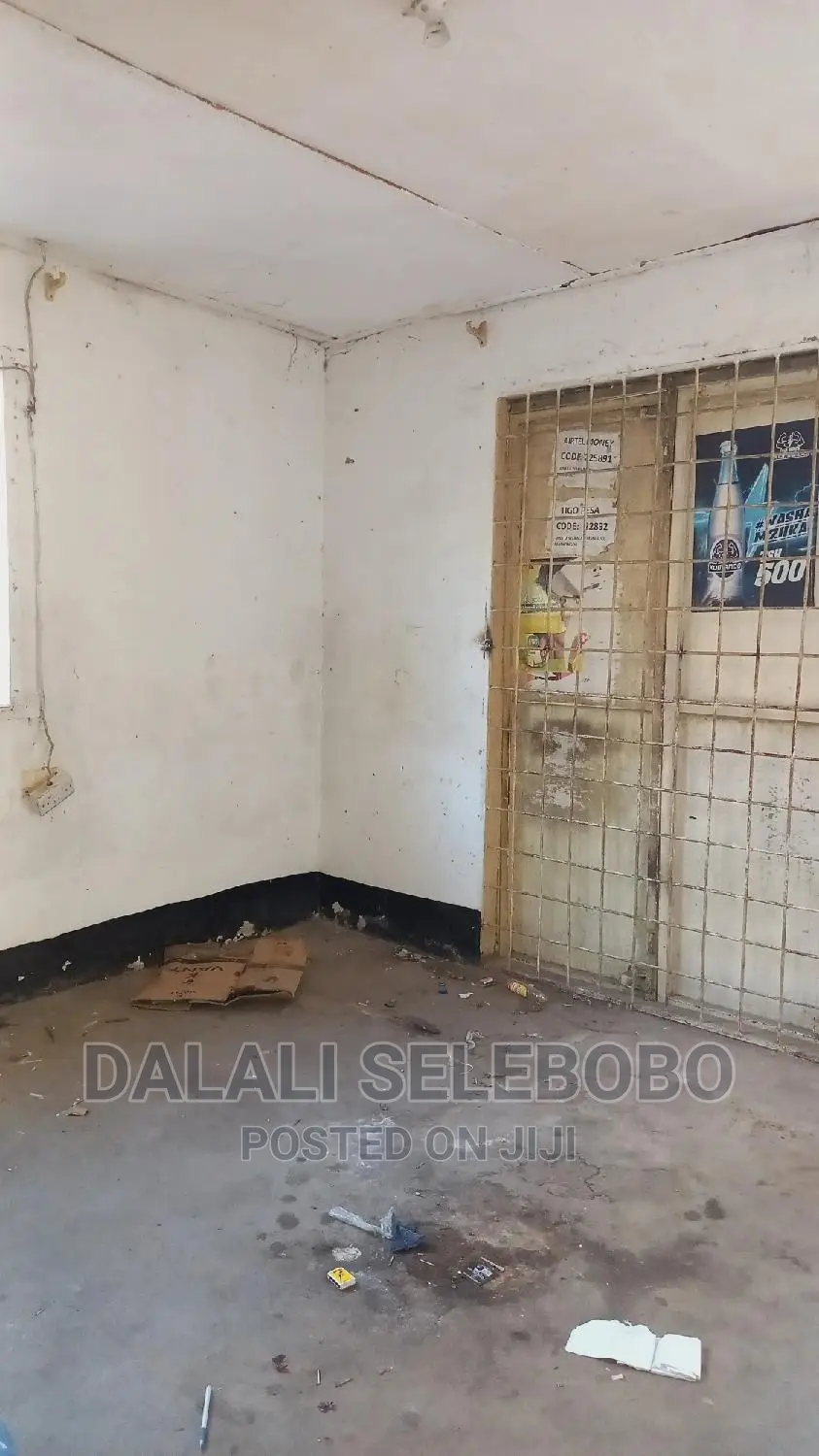 Frem Ya Duka La Mangi Sinza Palestina in Sinza