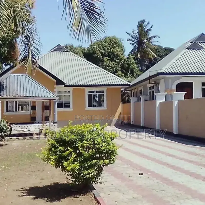 6bdrm House in Mbweni Ubungo, Kinondoni for sale in Kinondoni