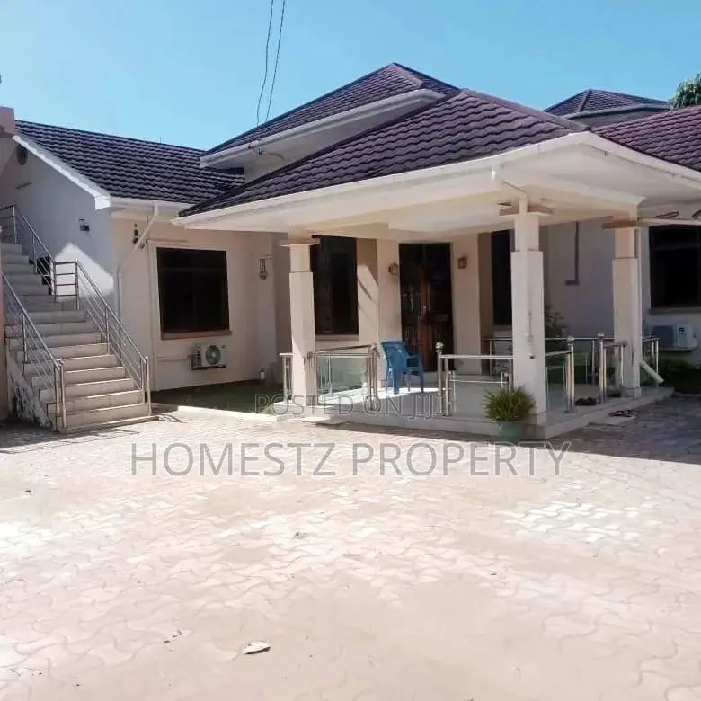 3bdrm House in Ununio Beach, Kinondoni for sale in Kinondoni