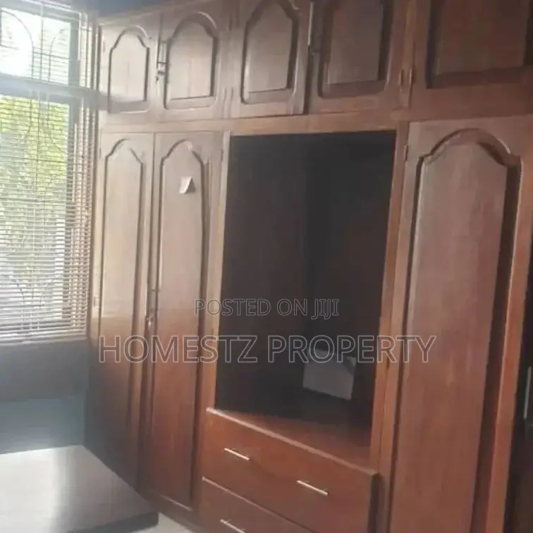 4bdrm House in Mikochen B, Kinondoni for sale in Kinondoni
