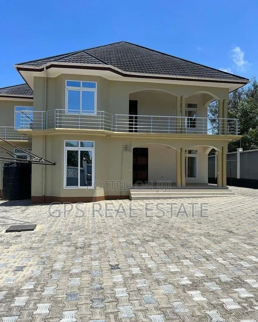5bdrm House in Bunju A, Kinondoni for sale in Kinondoni