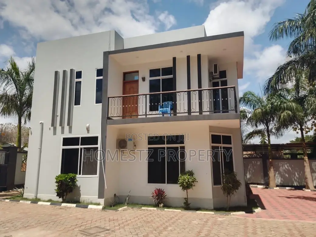 4bdrm House in Bunju, Kinondoni for sale in Kinondoni