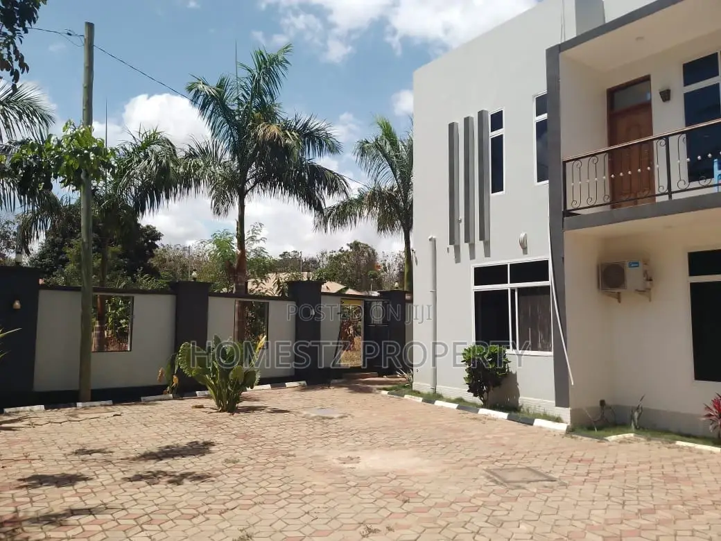 4bdrm House in Bunju, Kinondoni for sale in Kinondoni
