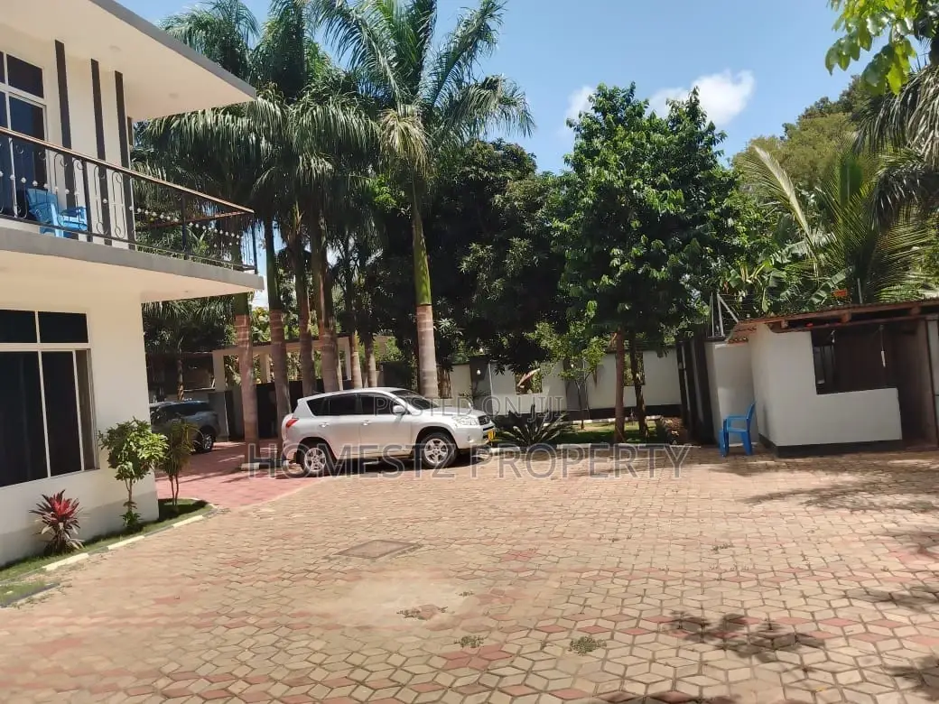 4bdrm House in Bunju, Kinondoni for sale in Kinondoni
