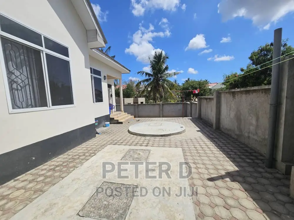 3bdrm House in Goba for sale in Goba