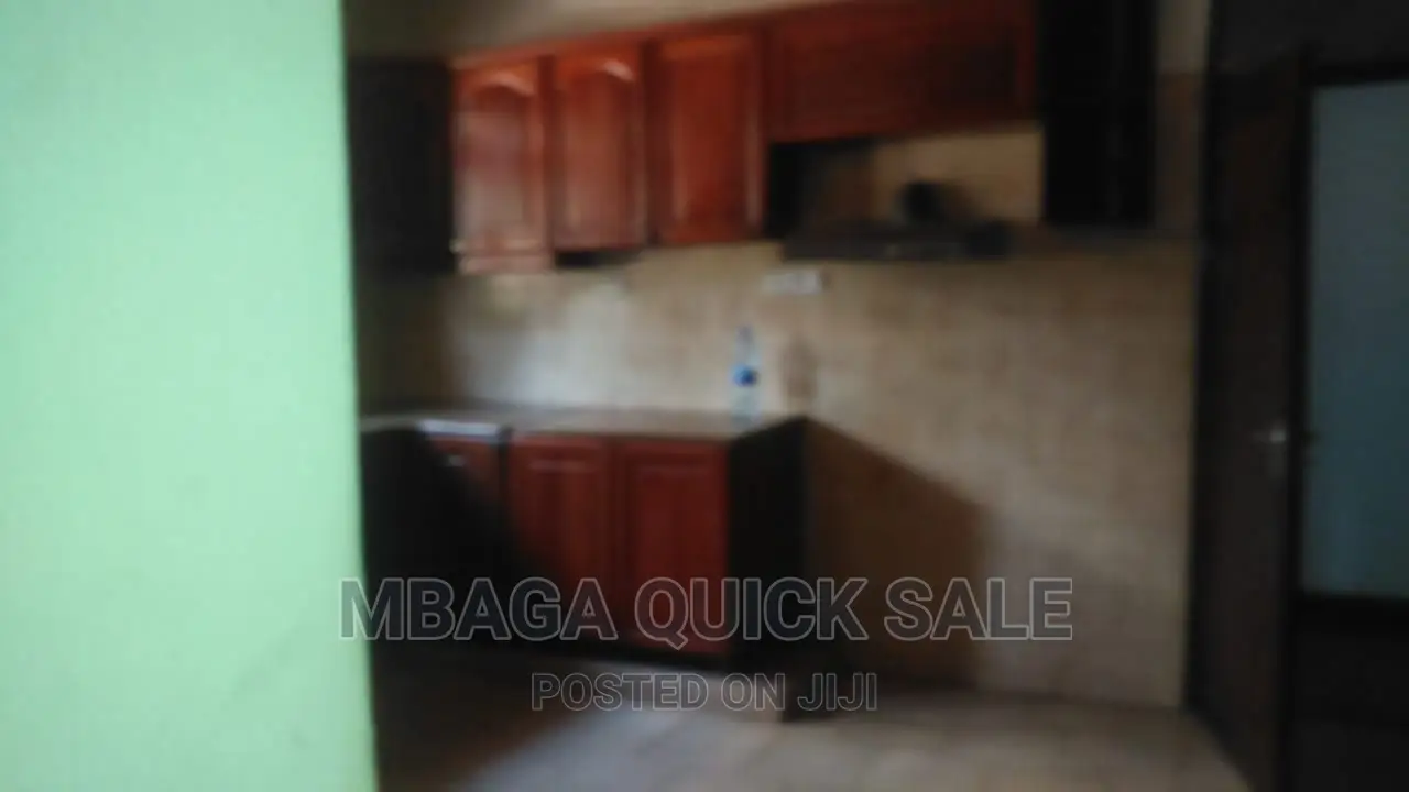 4bdrm Bungalow in Mbagaestate, Kinondoni for sale in Kinondoni