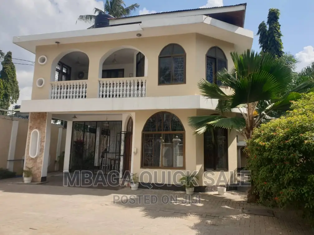 4bdrm House in Bima Rd, Mikocheni for sale in Mikocheni