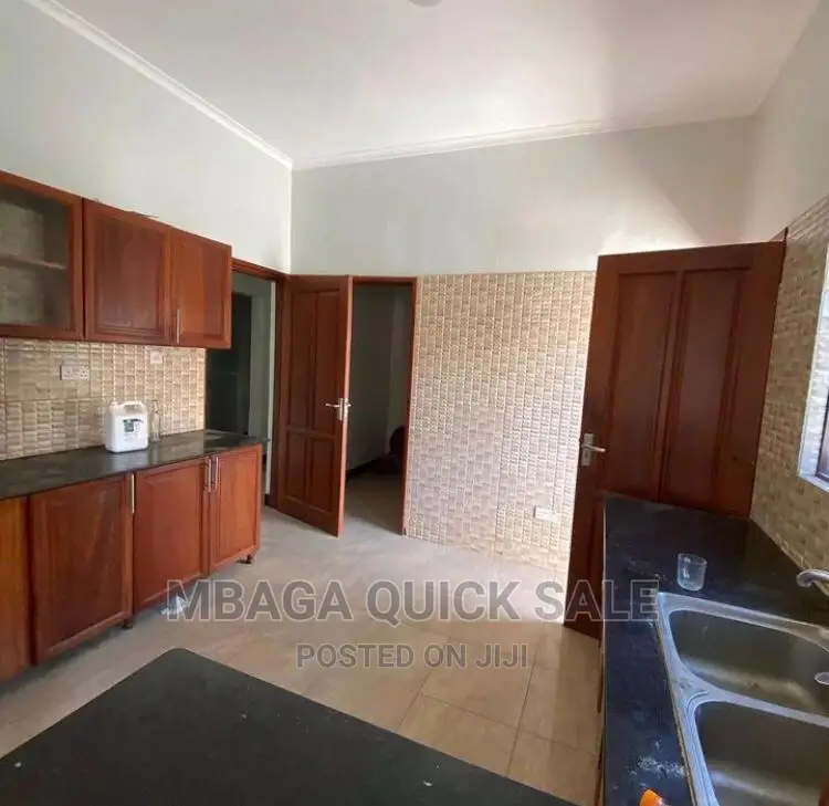 3bdrm Apartment in Mbagaestate, Kinondoni for rent in Kinondoni