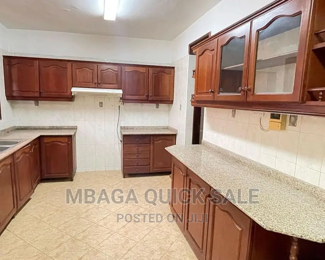 3bdrm House in Mbagaestate, Masaki for rent in Masaki
