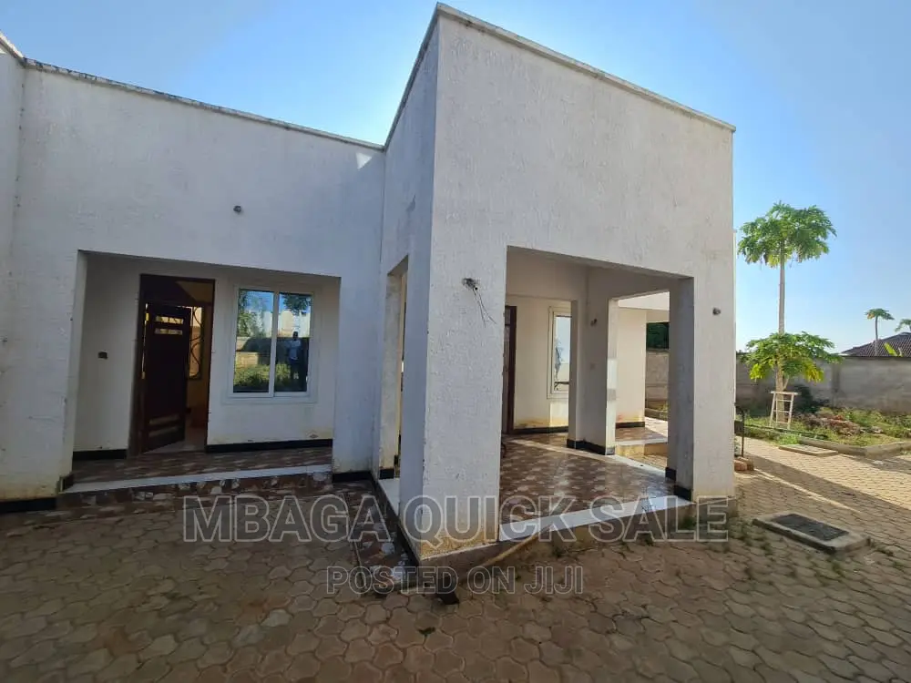 4bdrm House in Bunju Beach, Kinondoni for sale in Kinondoni