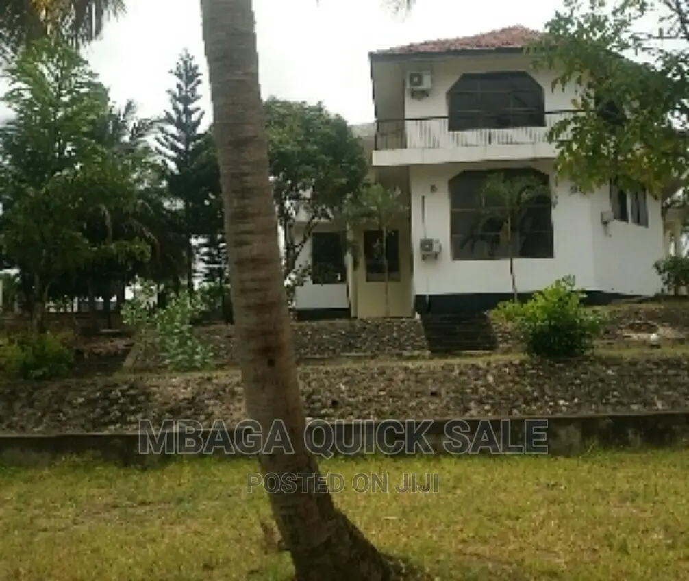 Furnished 5bdrm House in Mbaga  Estate, Kinondoni for rent in Kinondoni