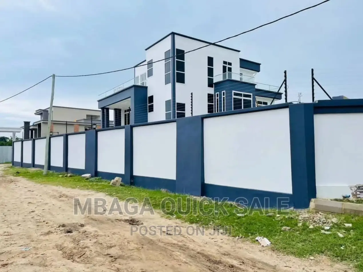 5bdrm House in Mbaga Estate, Kunduchi for sale in Kunduchi