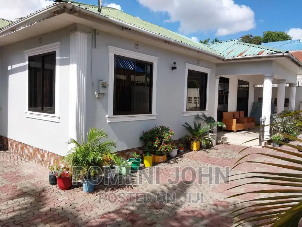 3bdrm House in Tanzania Dsm Ubungo, Ilala for rent in Ilala