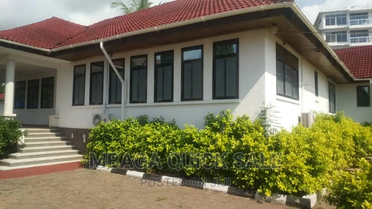 12bdrm House in Mbaga Estate, Oyster Bay for rent in Oyster Bay