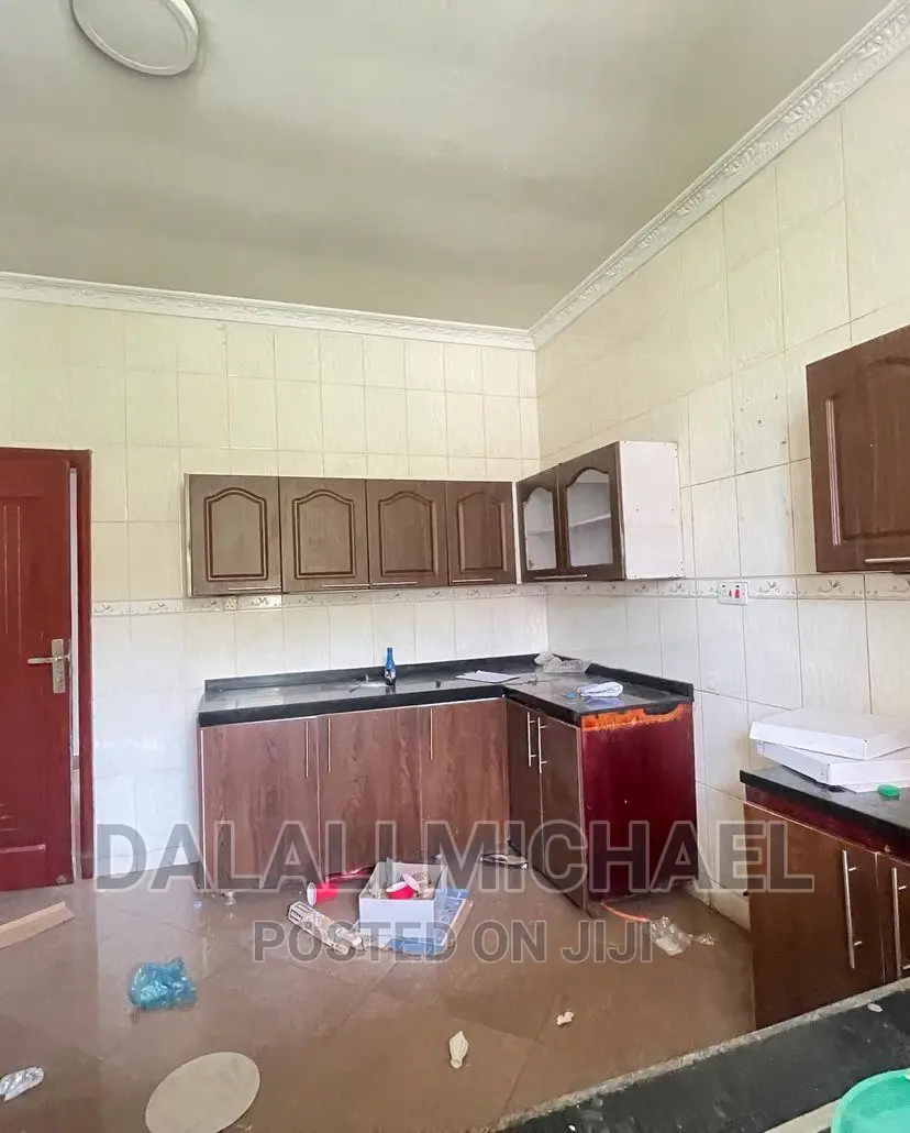 3bdrm House in Mbezibeach for sale in Mbezi