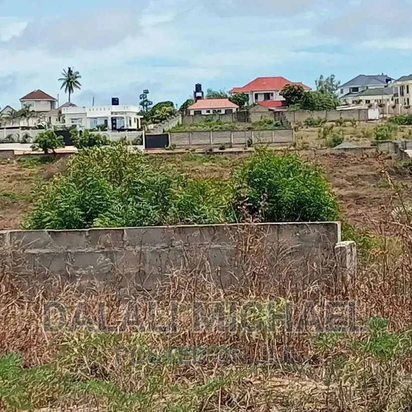 Plot for Sale Bunju Beach Moga. in Bunju