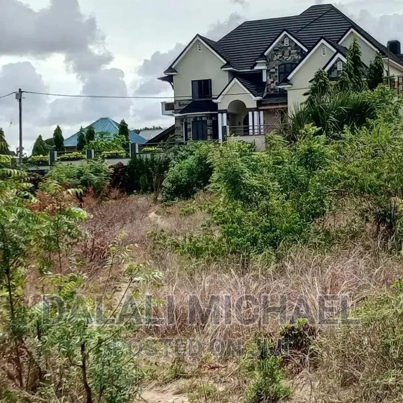Plot for Sale Bunju Beach Moga. in Bunju