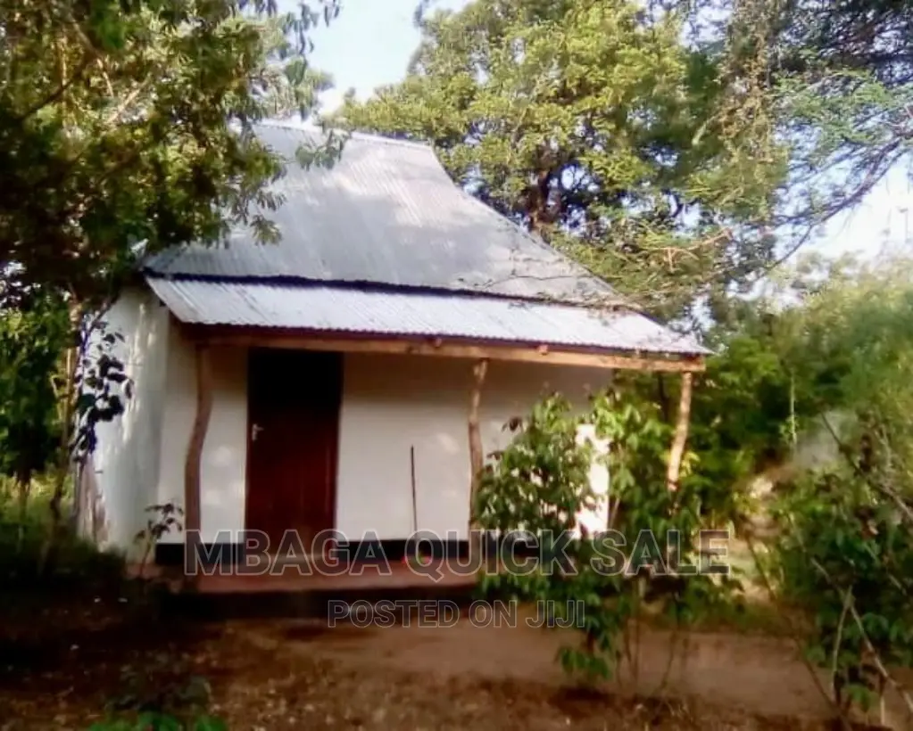 6bdrm Bungalow in R U Fiji Mwaseni for rent in Mwaseni