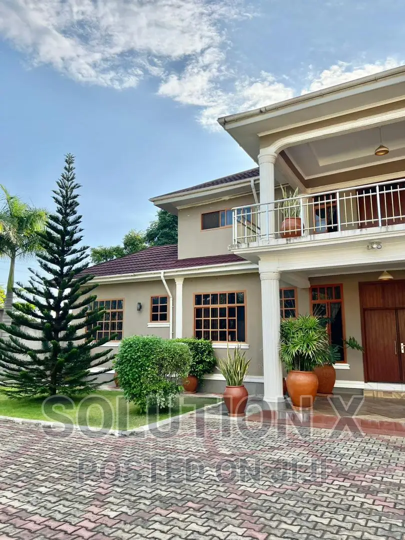 4bdrm Mansion in Bunju for sale in Bunju