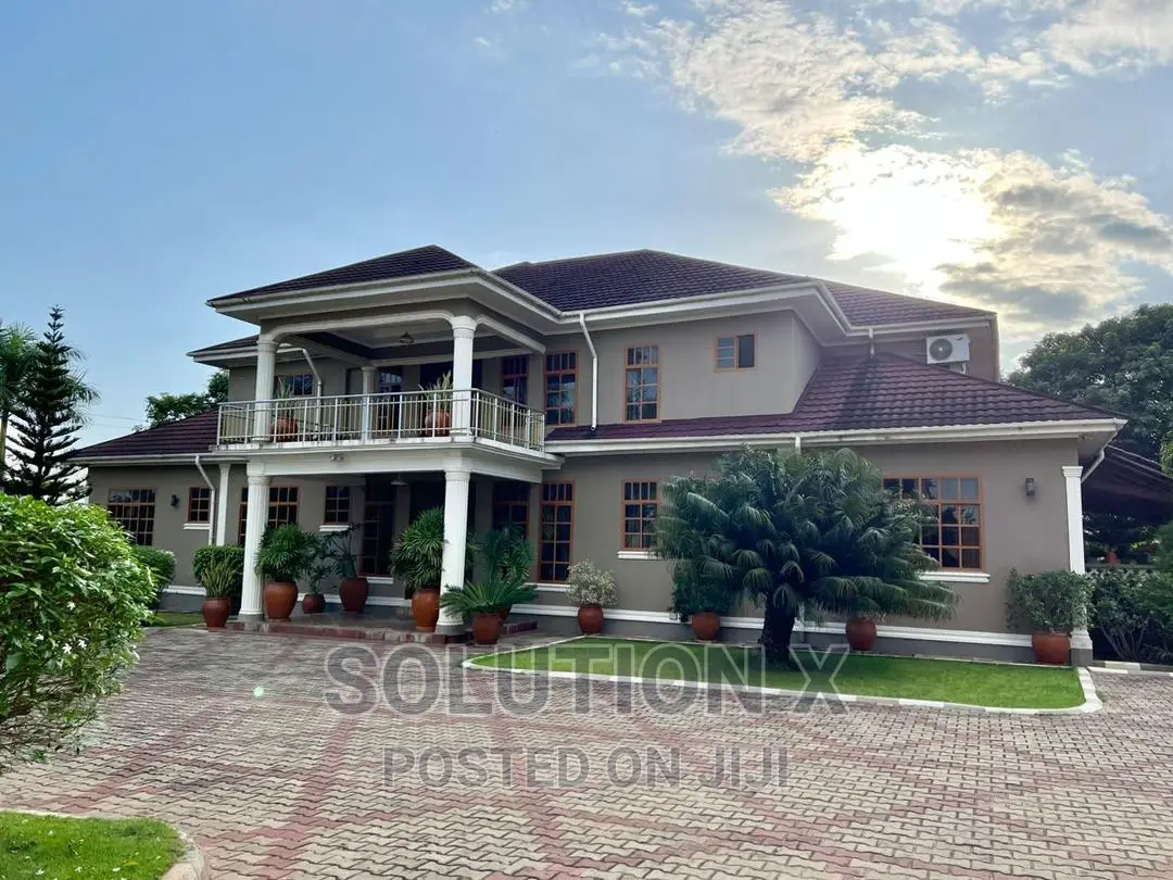 4bdrm Mansion in Bunju for sale in Bunju