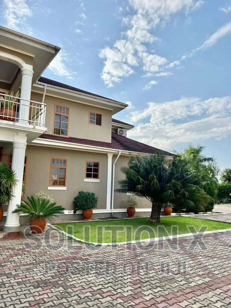 4bdrm Mansion in Bunju for sale in Bunju