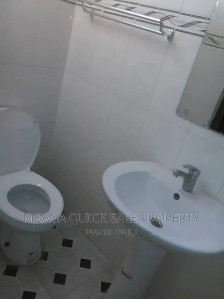 4bdrm Apartment in Bahari Beach, Kinondoni for rent in Kinondoni