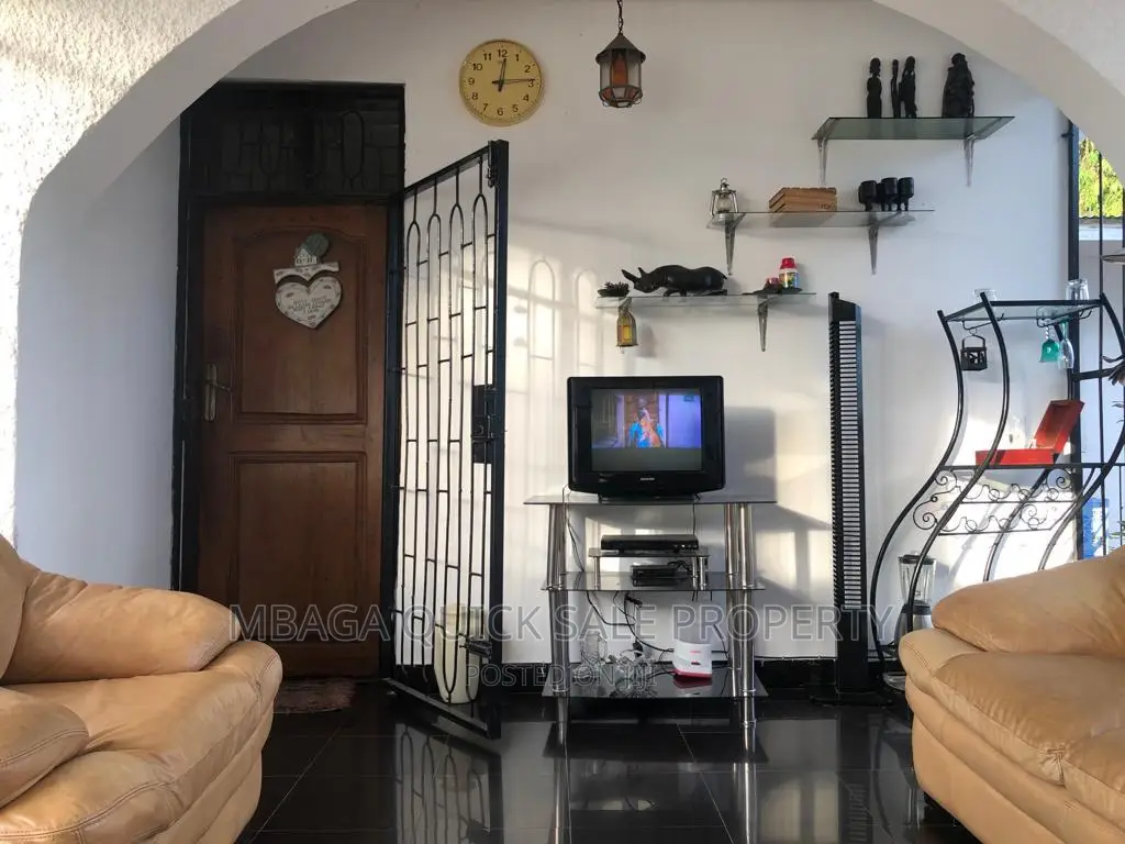Furnished 5bdrm House in Mikocheni Warioba for rent in Mikocheni